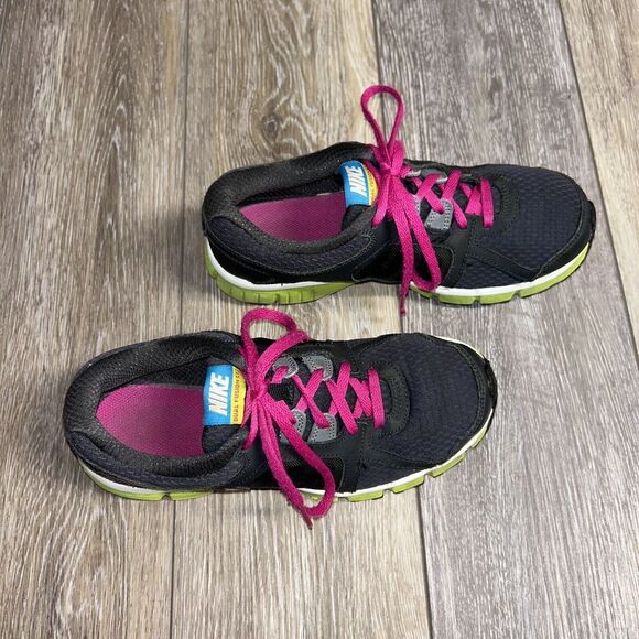 Nike Dual Fusion ST2 Gray Pink Green 456970-008 Youth US Size 4.5Y Sneaker Shoes - Picture 2 of 11